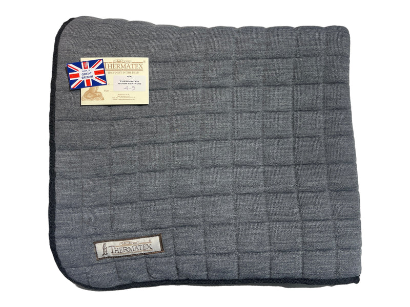 Chargez l'image dans la visionneuse de la galerie, Quilted Quarter Rug