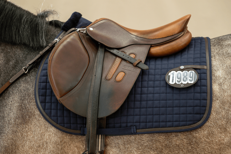 Chargez l'image dans la visionneuse de la galerie, Tapis Classique Jumping