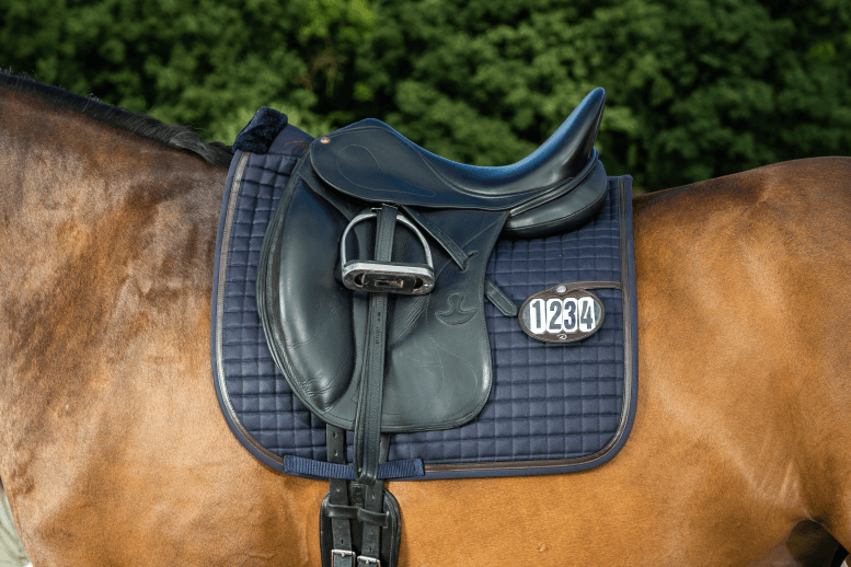 Chargez l'image dans la visionneuse de la galerie, Tapis Classique Dressage