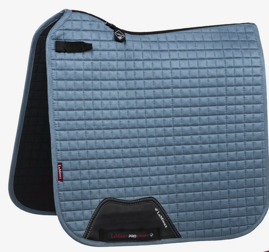 Tapis de selle Square Dressage suède