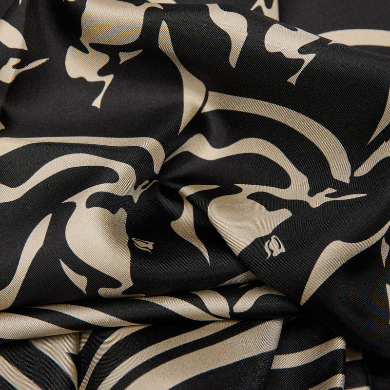 Chargez l'image dans la visionneuse de la galerie, Horses Pattern Silk Foulard SCI033
