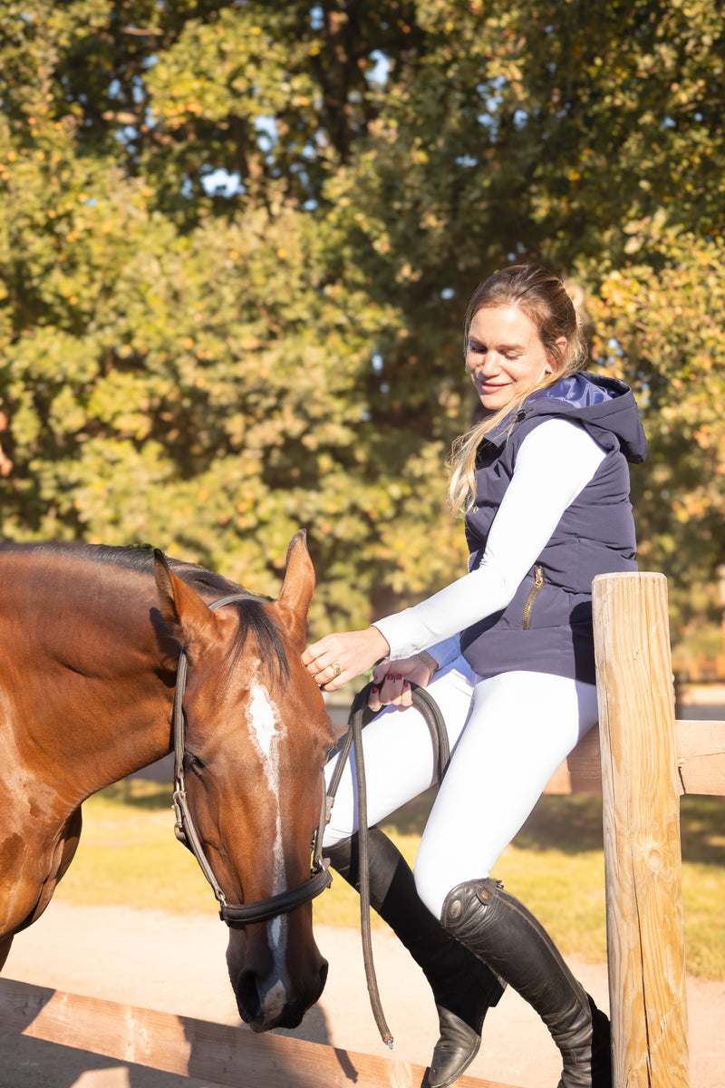 Chargez l&#39;image dans la visionneuse de la galerie, Doudoune sans manches Mia
